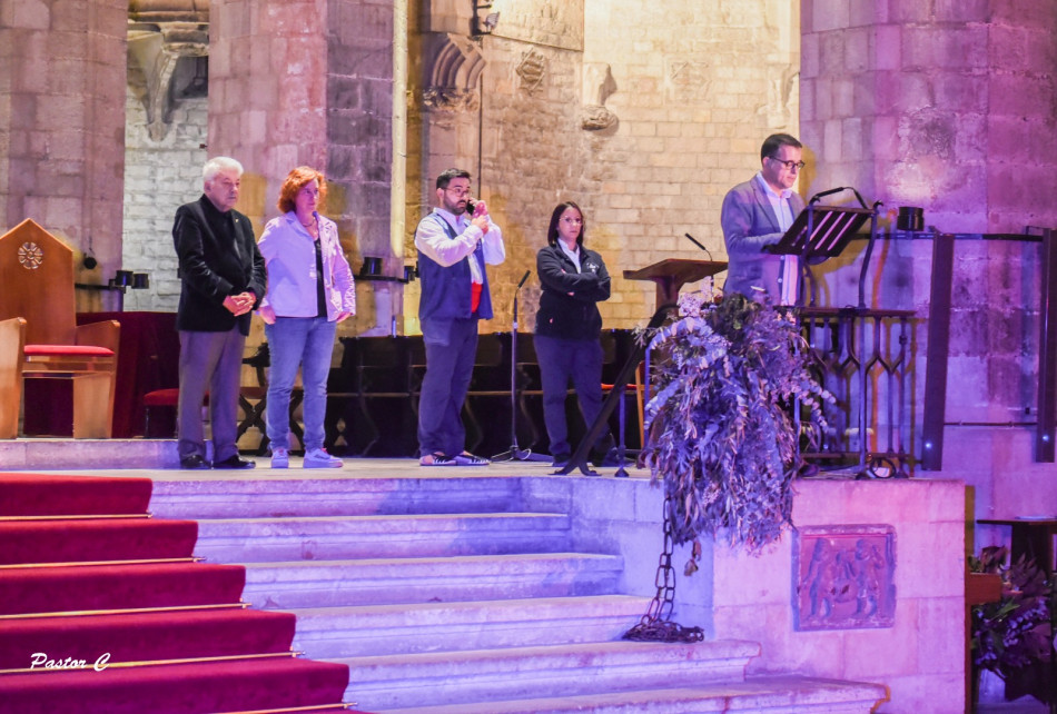 El Seguici Històric de la Bisbal d’Empordà participa a l’emblemàtica Ballada de Santa Maria del Mar de Barcelona