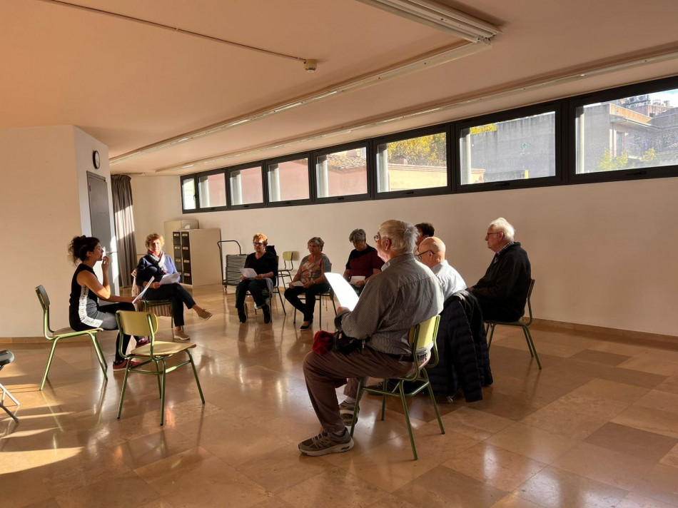 Neix la Coral del Punt de Trobada de Gent Gran de la Bisbal amb la col·laboració de l’Escola Municipal de Música Conrad Saló