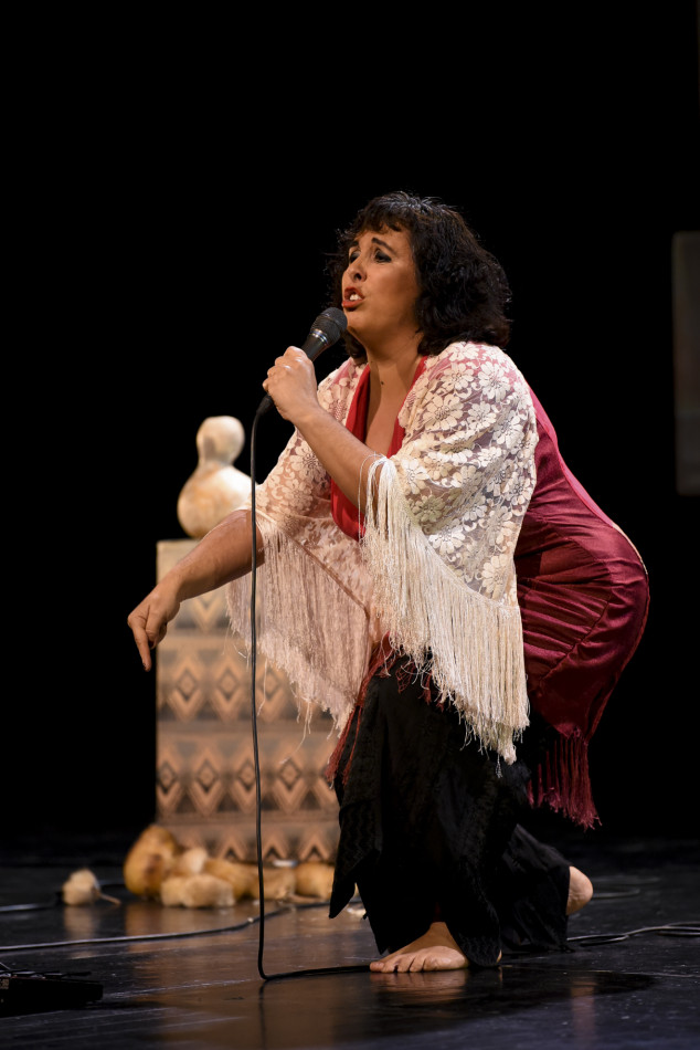 El concert teatralitzat ‘Tranquila, Celeste canta Chavela’ en imatges