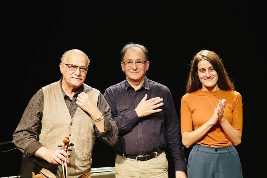 La proposta teatral 'La meva àvia és immortal (assaig d'un possible funeral)' arriba a la Bisbal d'Empordà La proposta teatral 'La meva àvia és immortal (assaig d'un possible funeral)' arriba a la Bisbal d'Empordà