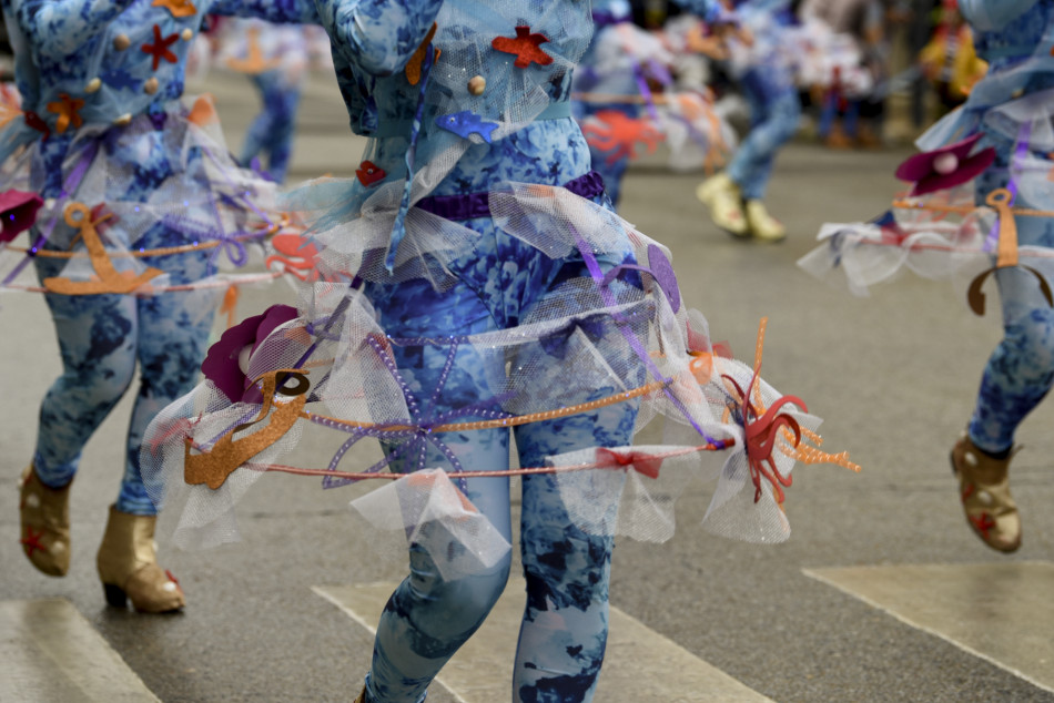 La rua de Carnestoltes 2023 de la Bisbal en imatges