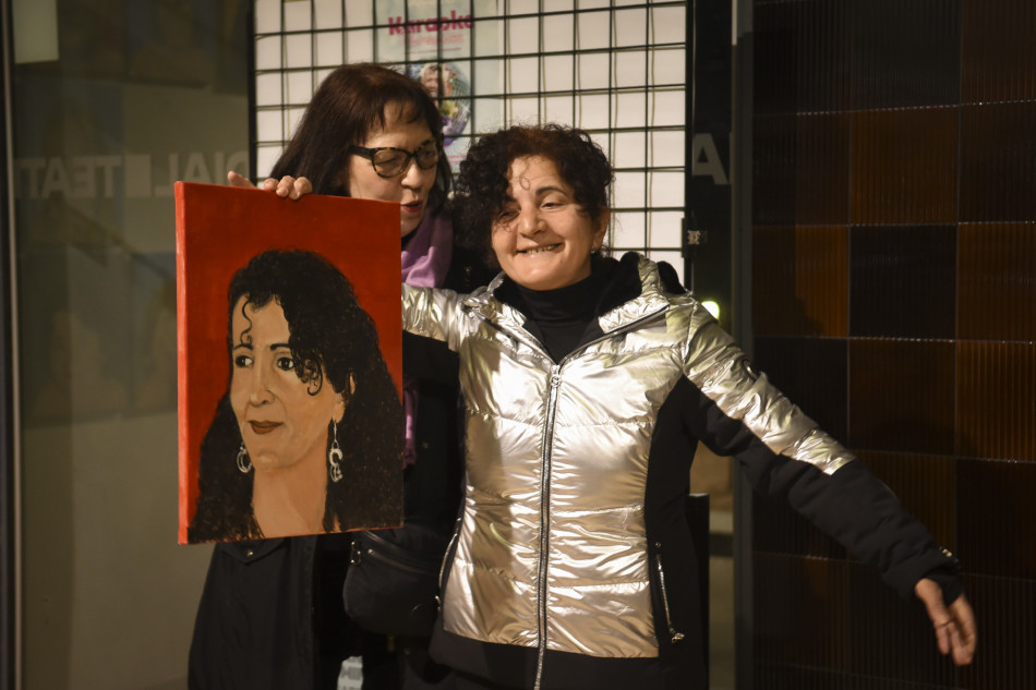 Imatges de 'La química de les joves' al Teatre Mundial pel 8M