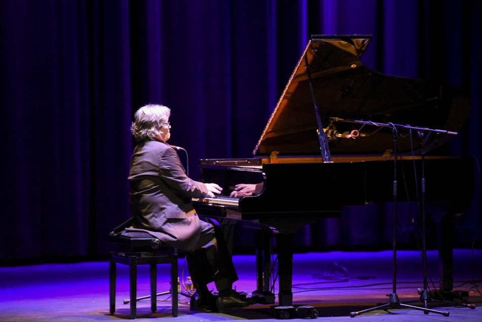 Més de 150 persones al concert de Chano Domínguez al Teatre Mundial en el marc del cicle Vipsbalsound