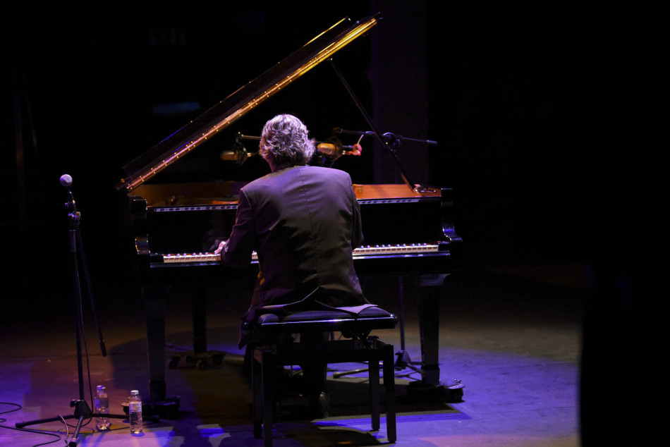 Més de 150 persones al concert de Chano Domínguez al Teatre Mundial en el marc del cicle Vipsbalsound