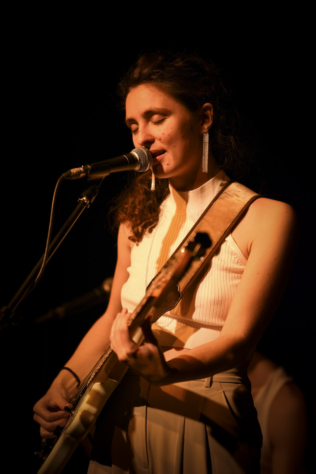 Imatges del concert de la presentació de 'Des de la cuina' de Magalí Datzira al Teatre Mundial en el marc del cicle MiT