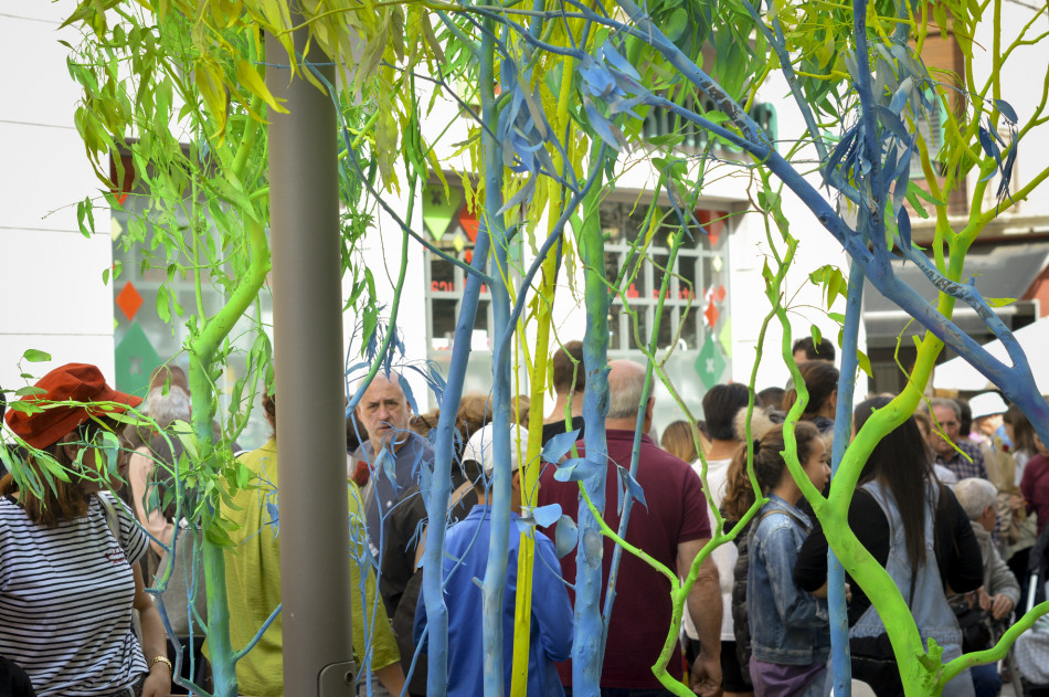 La Diada de Sant Jordi 2023 a la Bisbal d'Empordà en imatges