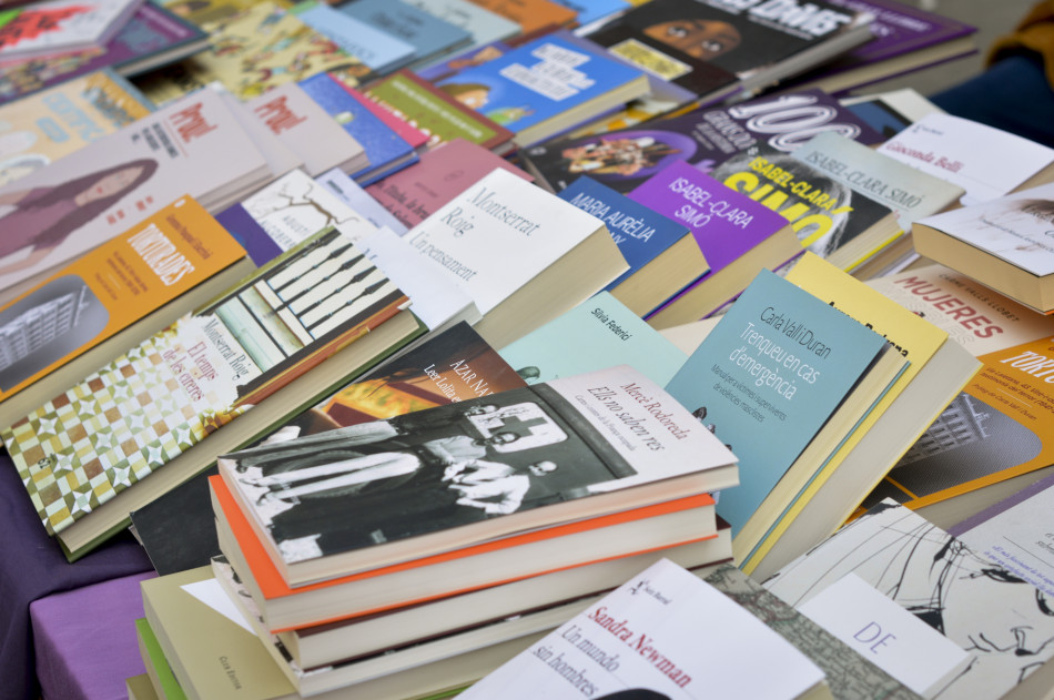 La Diada de Sant Jordi 2023 a la Bisbal d'Empordà en imatges