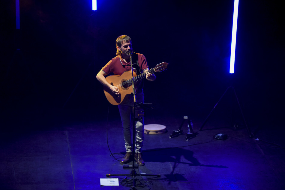 El cantautor Cesk Freixas clou el cicle MiT del Teatre Mundial