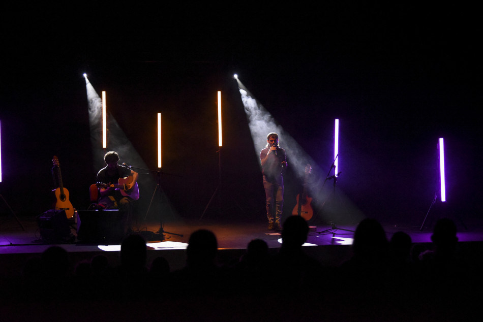 El cantautor Cesk Freixas clou el cicle MiT del Teatre Mundial