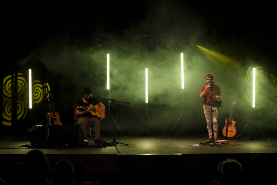 El cantautor Cesk Freixas clou el cicle MiT del Teatre Mundial