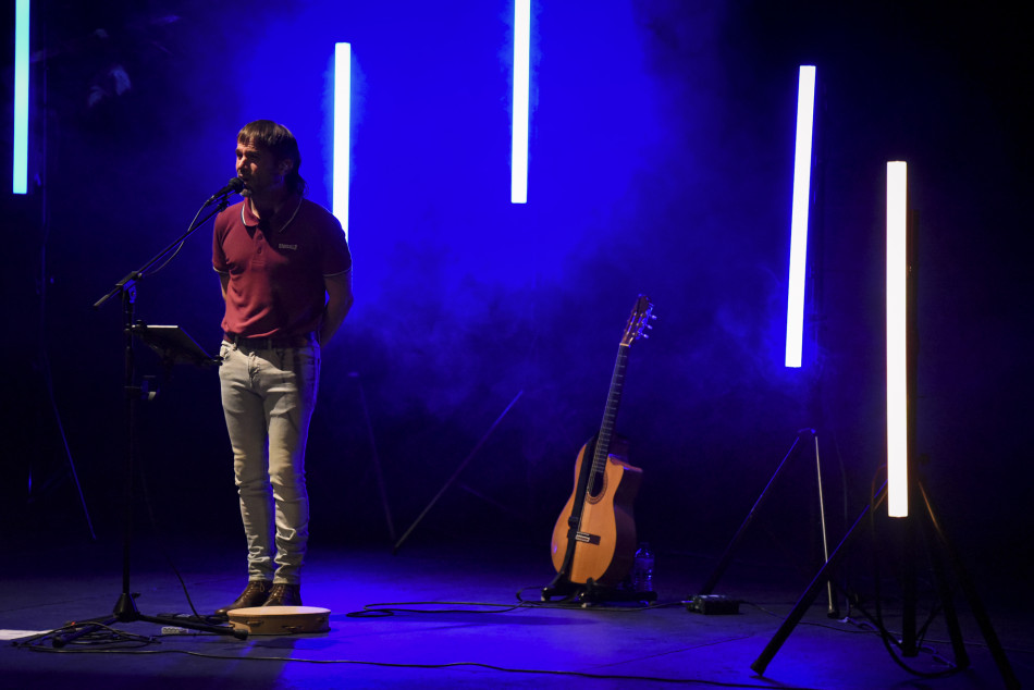 El cantautor Cesk Freixas clou el cicle MiT del Teatre Mundial