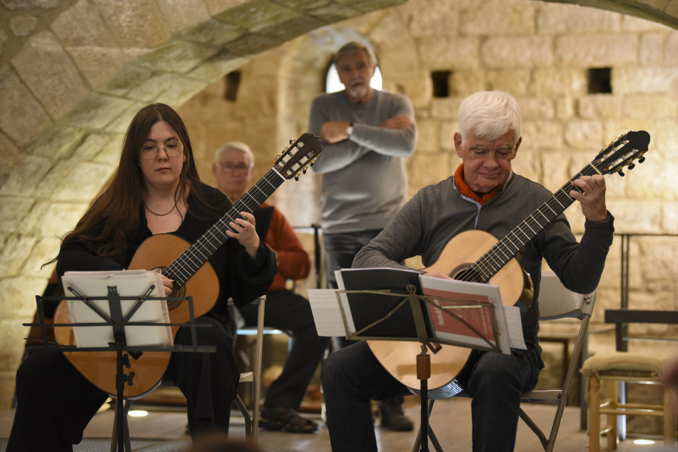 El Castell Palau de la Bisbal d'Empordà s'omple de 'Poesies de Primavera'