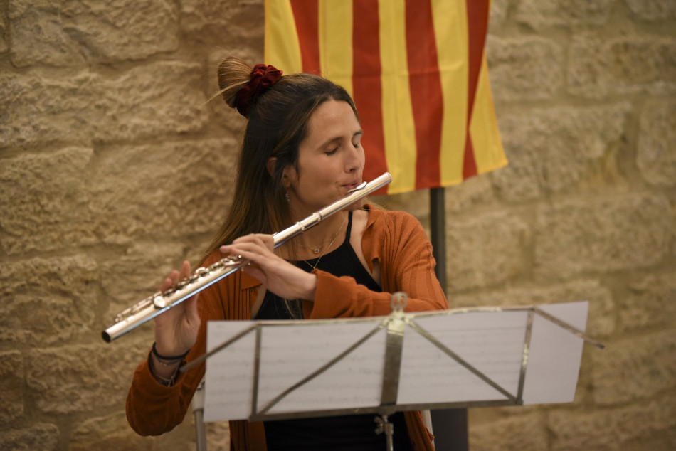 El Castell Palau de la Bisbal d'Empordà s'omple de 'Poesies de Primavera'
