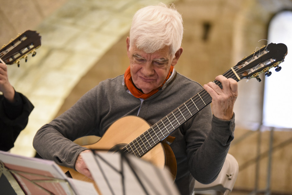 El Castell Palau de la Bisbal d'Empordà s'omple de 'Poesies de Primavera'