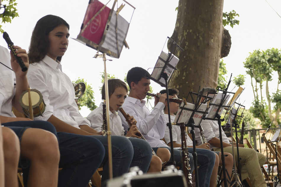 Èxit de públic i tres estrenes sardanistes al 61è Aplec de la Sardana de la Bisbal d’Empordà