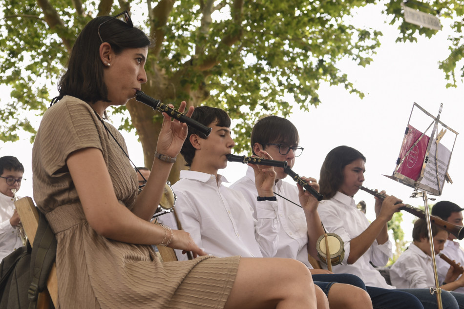 Èxit de públic i tres estrenes sardanistes al 61è Aplec de la Sardana de la Bisbal d’Empordà
