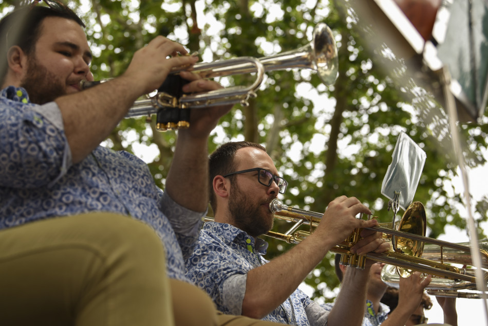 Èxit de públic i tres estrenes sardanistes al 61è Aplec de la Sardana de la Bisbal d’Empordà