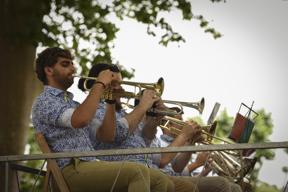 Èxit de públic i tres estrenes sardanistes al 61è Aplec de la Sardana de la Bisbal d’Empordà