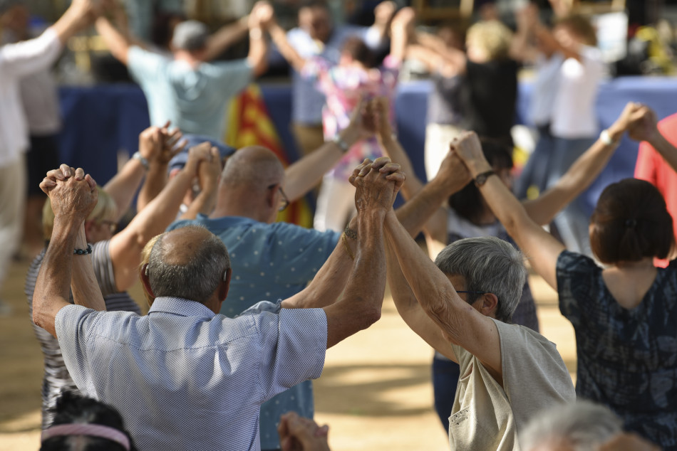 Èxit de públic i tres estrenes sardanistes al 61è Aplec de la Sardana de la Bisbal d’Empordà