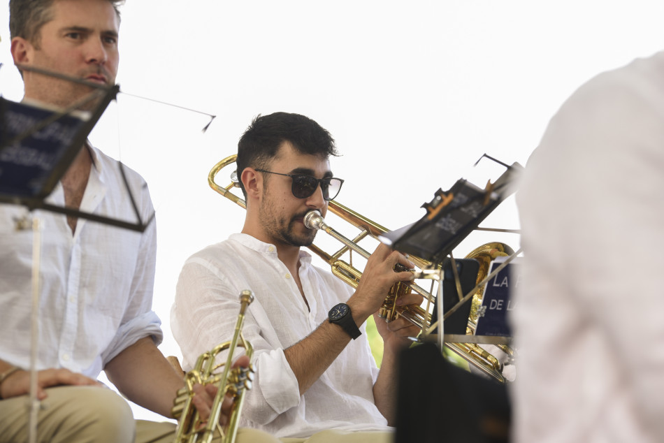 Èxit de públic i tres estrenes sardanistes al 61è Aplec de la Sardana de la Bisbal d’Empordà