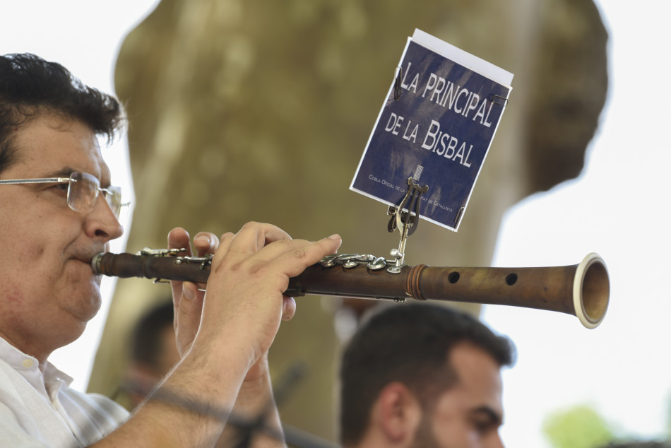 Èxit de públic i tres estrenes sardanistes al 61è Aplec de la Sardana de la Bisbal d’Empordà