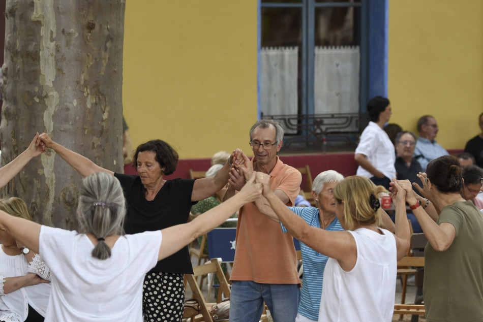 Èxit de públic i tres estrenes sardanistes al 61è Aplec de la Sardana de la Bisbal d’Empordà
