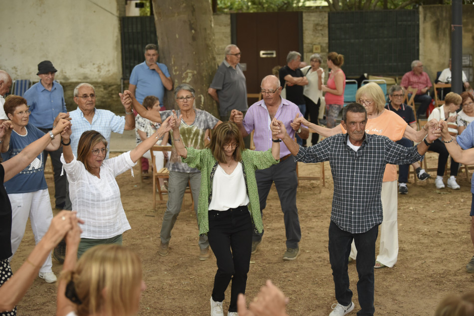 Èxit de públic i tres estrenes sardanistes al 61è Aplec de la Sardana de la Bisbal d’Empordà