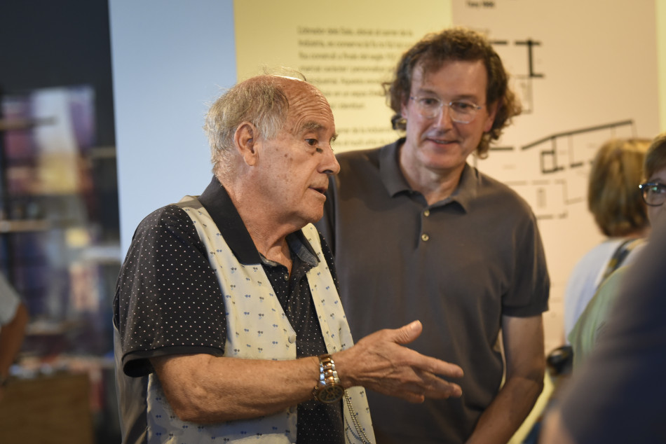 Imatges de la inauguració de l’exposició 'Carles Sala. D’oller a artista de la ceràmica' al Terracotta Museu