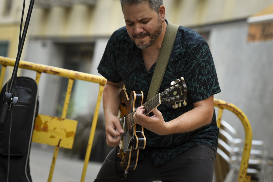 Imatges del concert de cloenda del cicle El Rantell Música al carrer Valls d'en Colomer de la Bisbal