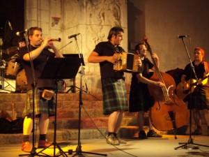 Daró Folk. Bd Boix i La puça diatònica