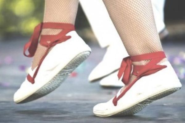 Diada del soci - doble audició de sardanes. La Principal de Llobregat i Cobla de l’Escola Municipal de Música Conrad Saló Diada del soci - doble audició de sardanes. La Principal de Llobregat i Cobla de l’Escola Municipal de Música Conrad Saló