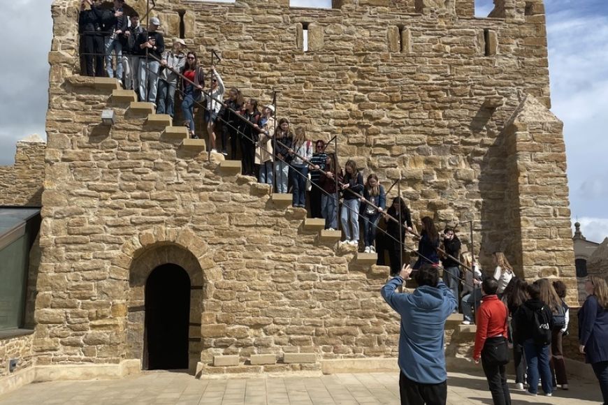 Visita guiada al Castell Palau | © OT de la Bisbal d'Empordà Visita guiada al Castell Palau | © OT de la Bisbal d'Empordà